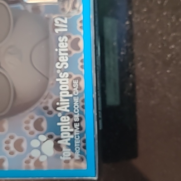 Airpods Case - Picture 2 of 7